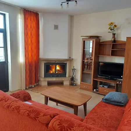 Будинок відпочинку Two-bedroom In The Beautiful Pinerose