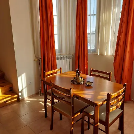 Будинок відпочинку Two-bedroom In The Beautiful Pinerose Бансько